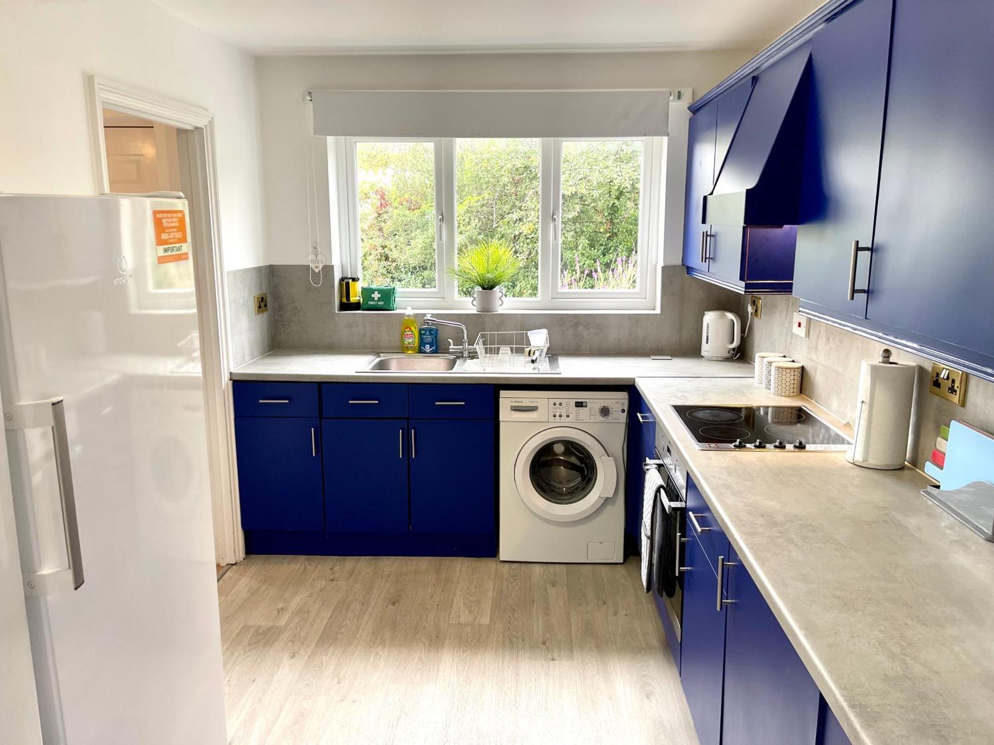Large 5 Bed Detached House Near Stansted Airport With Parking For 2 Vehicles! Stansted Stays Stansted Mountfitchet Eksteriør bilde